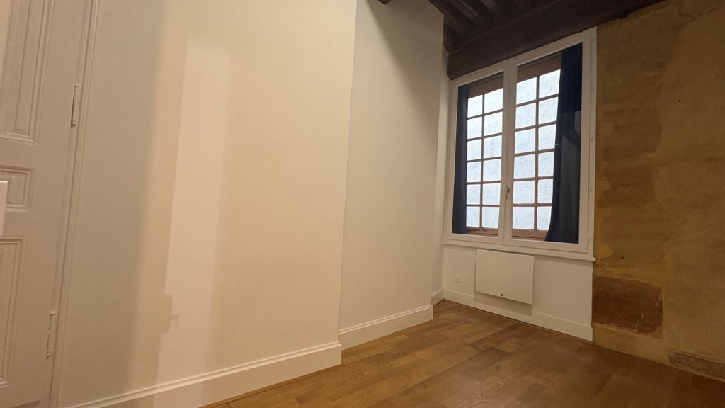 APPARTEMENT T2 A LOUER - LYON 5EME ARRONDISSEMENT Saint-Jean - 58.78 m2 - 1 023 &euro; charges comprises par mois