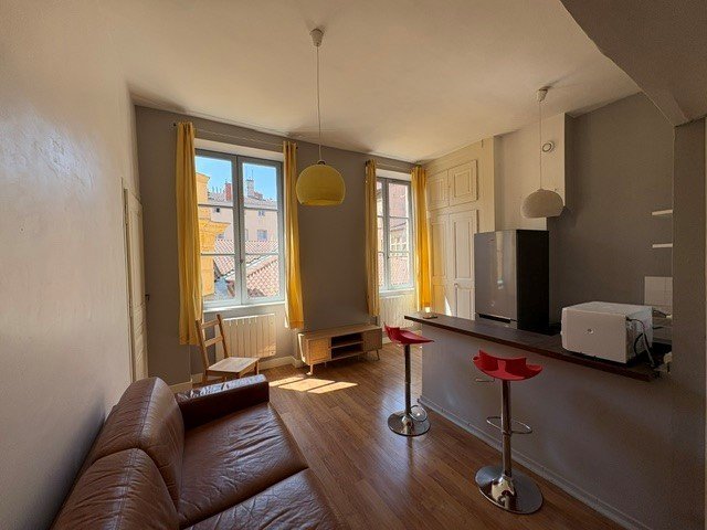 APPARTEMENT T2 A LOUER - LYON 5EME ARRONDISSEMENT Saint-Jean - 39.86 m2 - 740 &euro; charges comprises par mois