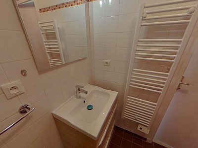 APPARTEMENT T2 A LOUER - LYON 6EME ARRONDISSEMENT l Europe - 47.88 m2 - 874€ charges comprises par mois