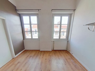 APPARTEMENT T2 A LOUER - LYON 6EME ARRONDISSEMENT Edgard Quinet - 55.52 m2 - 875 € charges comprises par mois