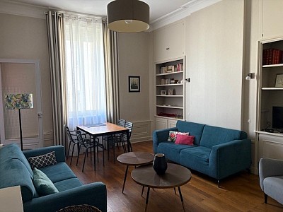 APPARTEMENT T2 A LOUER - LYON 6EME ARRONDISSEMENT Kleber - 64.26 m2 - 1250€ charges comprises par mois