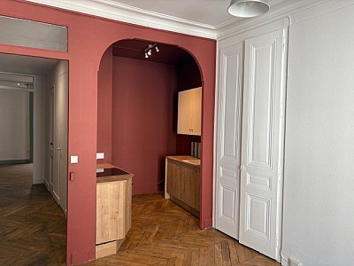 APPARTEMENT T2 A LOUER - LYON 6EME ARRONDISSEMENT J. Recamier - 45.8 m2 - 825€ charges comprises par mois