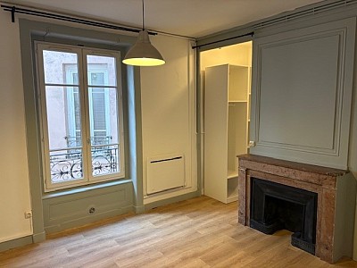 APPARTEMENT T2 A LOUER - LYON 6EME ARRONDISSEMENT J. Recamier - 45.8 m2 - 825€ charges comprises par mois