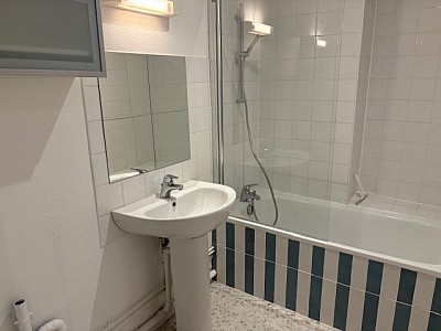 APPARTEMENT T2 A LOUER - LYON 6EME ARRONDISSEMENT J. Recamier - 45.8 m2 - 825€ charges comprises par mois