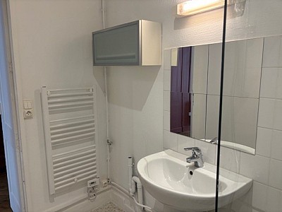 APPARTEMENT T2 A LOUER - LYON 6EME ARRONDISSEMENT J. Recamier - 45.8 m2 - 825€ charges comprises par mois