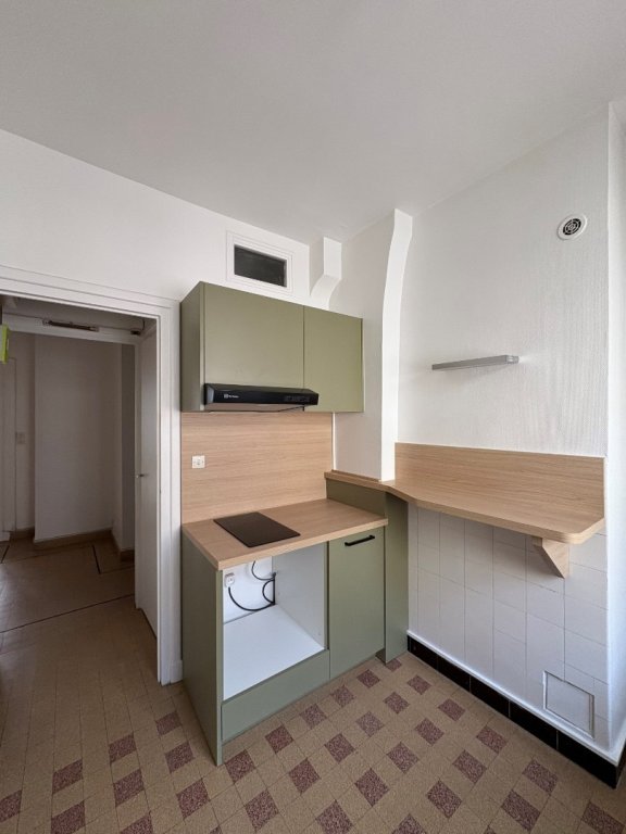 APPARTEMENT T2 A LOUER - LYON 6EME ARRONDISSEMENT Les Belges - 52.77 m2 - 892�&euro; charges comprises par mois