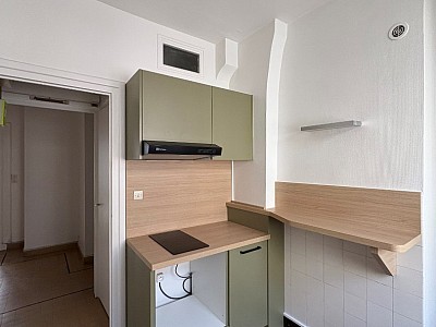 APPARTEMENT T2 A LOUER - LYON 6EME ARRONDISSEMENT Les Belges - 52.77 m2 - 892 € charges comprises par mois