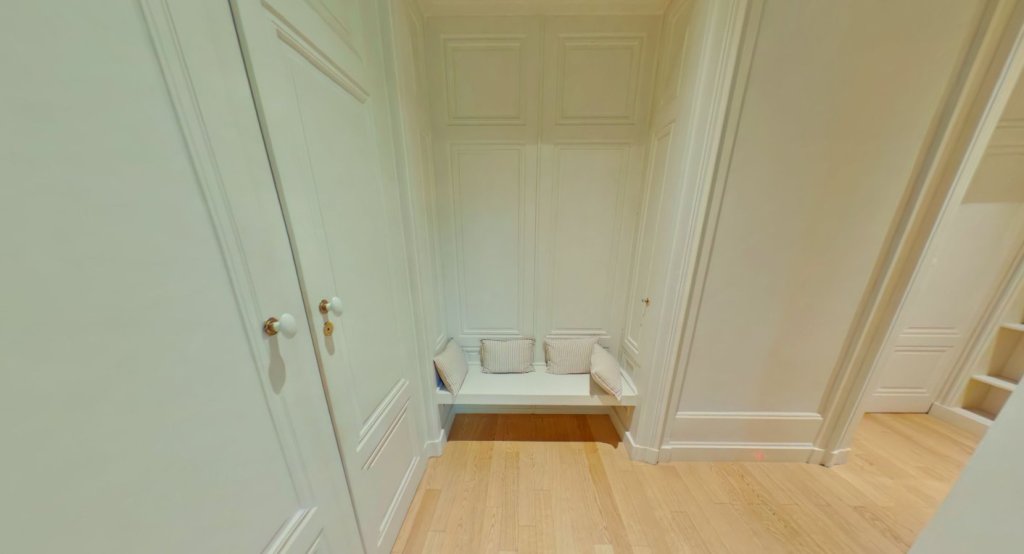 APPARTEMENT T2 A LOUER - LYON 6EME ARRONDISSEMENT Kleber - 73.66 m2 - 1�800�&euro; charges comprises par mois