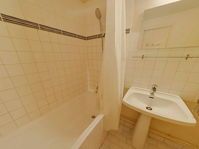 APPARTEMENT T2 A LOUER - LYON 6EME ARRONDISSEMENT Edgard Quinet - 34.39 m2 - 605�&euro; charges comprises par mois