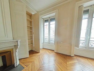 APPARTEMENT T2 A LOUER - LYON 6EME ARRONDISSEMENT Moliere - 58 m2 - 922 &euro; charges comprises par mois