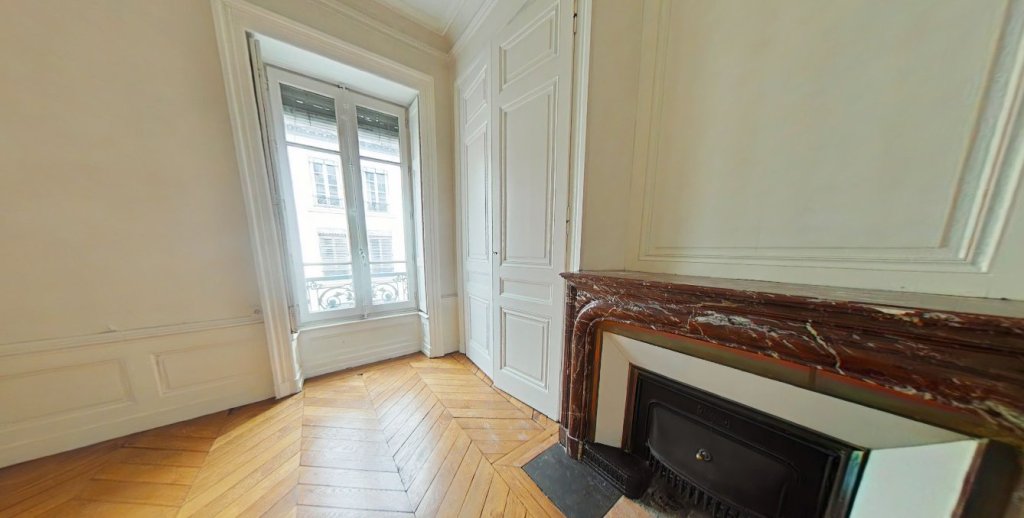 APPARTEMENT T2 A LOUER - LYON 6EME ARRONDISSEMENT Moliere - 58 m2 - 922 &euro; charges comprises par mois