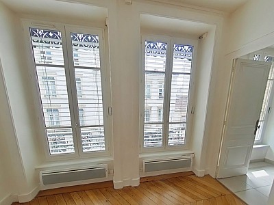 APPARTEMENT T2 A LOUER - LYON 6EME ARRONDISSEMENT J. Recamier - 58.14 m2 - 995 &euro; charges comprises par mois