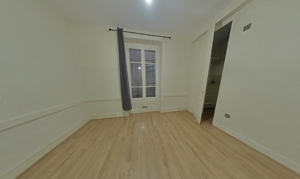 APPARTEMENT T2 A LOUER - LYON 6EME ARRONDISSEMENT J. Recamier - 45.05 m2 - 810 &euro; charges comprises par mois