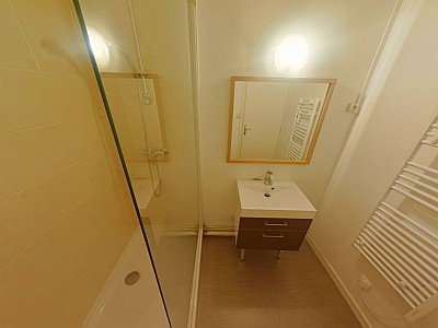 APPARTEMENT T2 A LOUER - LYON 6EME ARRONDISSEMENT Les Brotteaux - 48.57 m2 - 785 &euro; charges comprises par mois