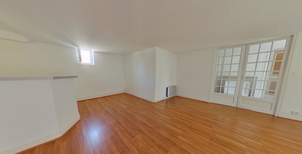 APPARTEMENT T2 A LOUER - LYON 6EME ARRONDISSEMENT Edgard Quinet - 51.61 m2 - 824 &euro; charges comprises par mois