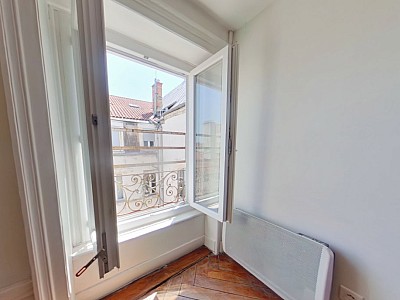 APPARTEMENT T2 A LOUER - LYON 6EME ARRONDISSEMENT Edgard Quinet - 51.61 m2 - 824 € charges comprises par mois