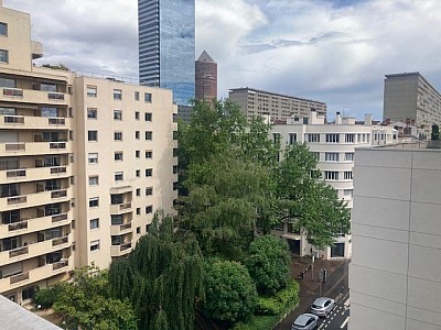 APPARTEMENT T2 A LOUER - LYON 6EME ARRONDISSEMENT Edgard Quinet - 40 m2 - 1 600 € charges comprises par mois