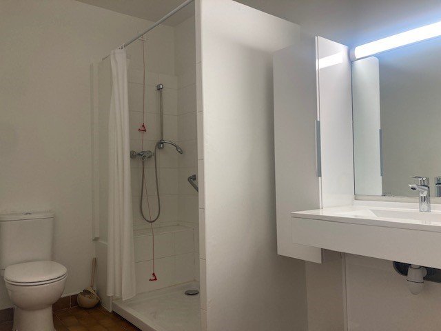 APPARTEMENT T2 A LOUER - LYON 6EME ARRONDISSEMENT Edgard Quinet - 40 m2 - 1 600 &euro; charges comprises par mois