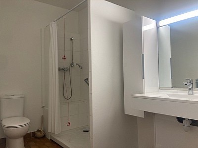 APPARTEMENT T2 A LOUER - LYON 6EME ARRONDISSEMENT Edgard Quinet - 40 m2 - 1 600 € charges comprises par mois