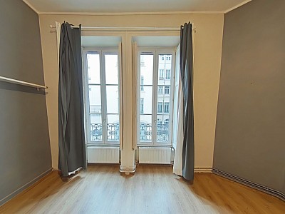 APPARTEMENT T2 A LOUER - LYON 6EME ARRONDISSEMENT Marechal Lyautey - 78.38 m2 - 1 205,70 € charges comprises par mois