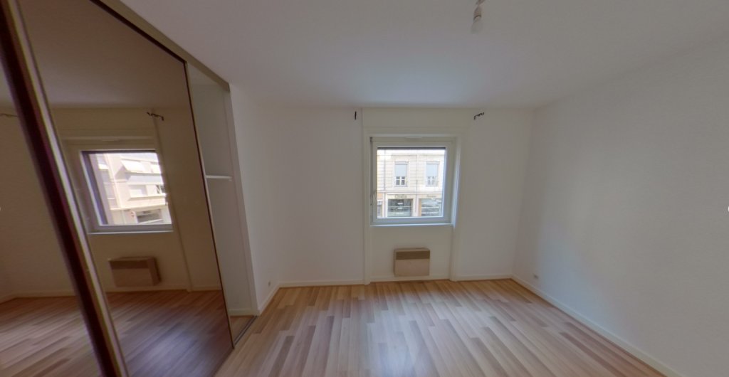 APPARTEMENT T2 A LOUER - LYON 6EME ARRONDISSEMENT l Helvetie - 52.83 m2 - 900 &euro; charges comprises par mois
