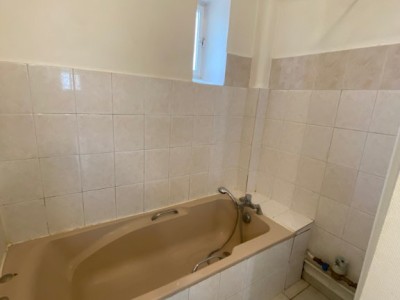 APPARTEMENT T2 A LOUER - LYON 7EME ARRONDISSEMENT - 57,36 m2 - 819,60 € charges comprises par mois
