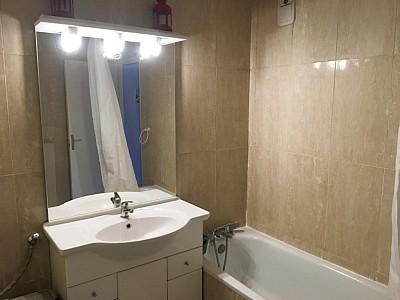 APPARTEMENT T2 A LOUER - LYON 7EME ARRONDISSEMENT - 42,19 m2 - 874 € charges comprises par mois