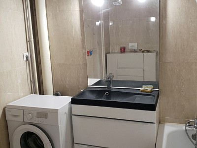 APPARTEMENT T2 A LOUER - LYON 7EME ARRONDISSEMENT - 42.19 m2 - 894,11€ charges comprises par mois