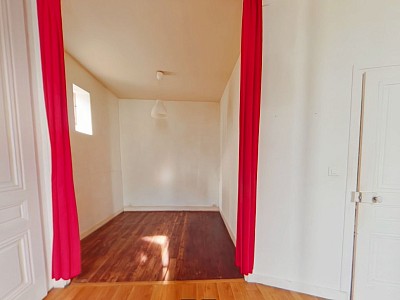 APPARTEMENT T2 A LOUER - LYON 7EME ARRONDISSEMENT Universites - 36.12 m2 - 655,39€ charges comprises par mois