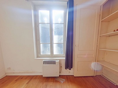 APPARTEMENT T2 A LOUER - LYON 7EME ARRONDISSEMENT Universites - 36.12 m2 - 655,39€ charges comprises par mois