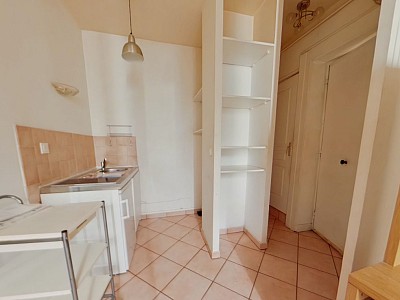 APPARTEMENT T2 A LOUER - LYON 7EME ARRONDISSEMENT Universites - 36.12 m2 - 655,39€ charges comprises par mois