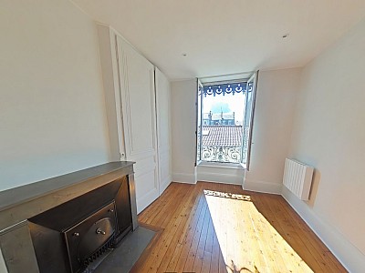 APPARTEMENT T2 A LOUER - LYON 7EME ARRONDISSEMENT Pasteur - 57.12 m2 - 930€ charges comprises par mois