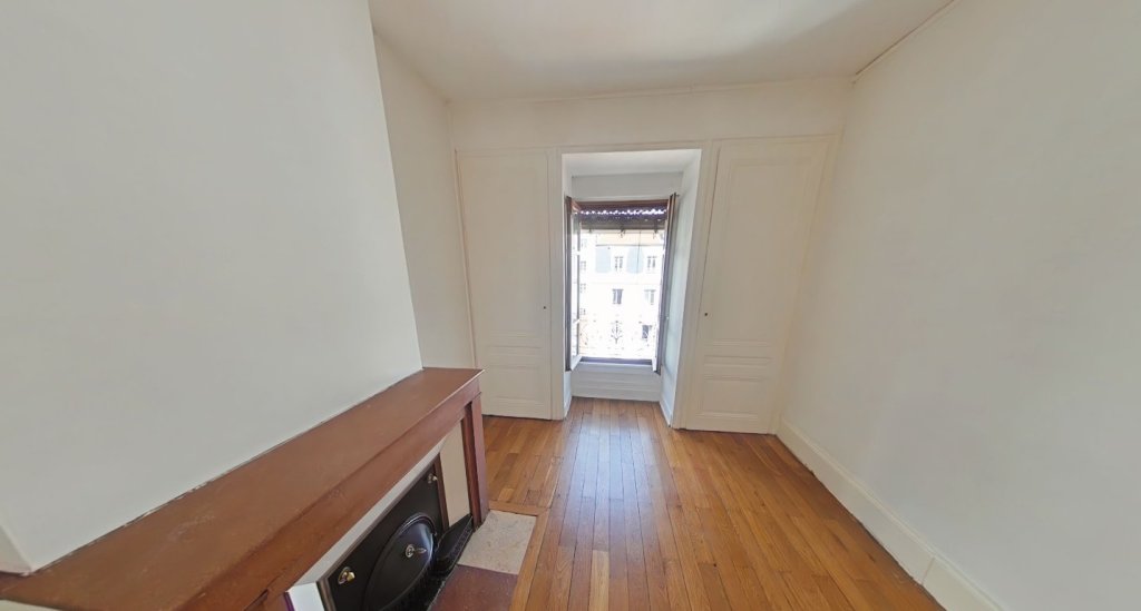 APPARTEMENT T2 A LOUER - LYON 7EME ARRONDISSEMENT Pasteur - 60.61 m2 - 829�&euro; charges comprises par mois