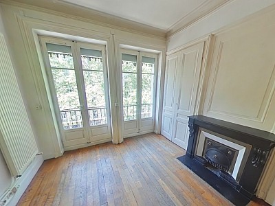 APPARTEMENT T2 A LOUER - LYON 7EME ARRONDISSEMENT Domer - 54.79 m2 - 840 € charges comprises par mois