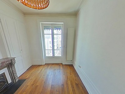 APPARTEMENT T2 A LOUER - LYON 7EME ARRONDISSEMENT Domer - 54.79 m2 - 840 € charges comprises par mois