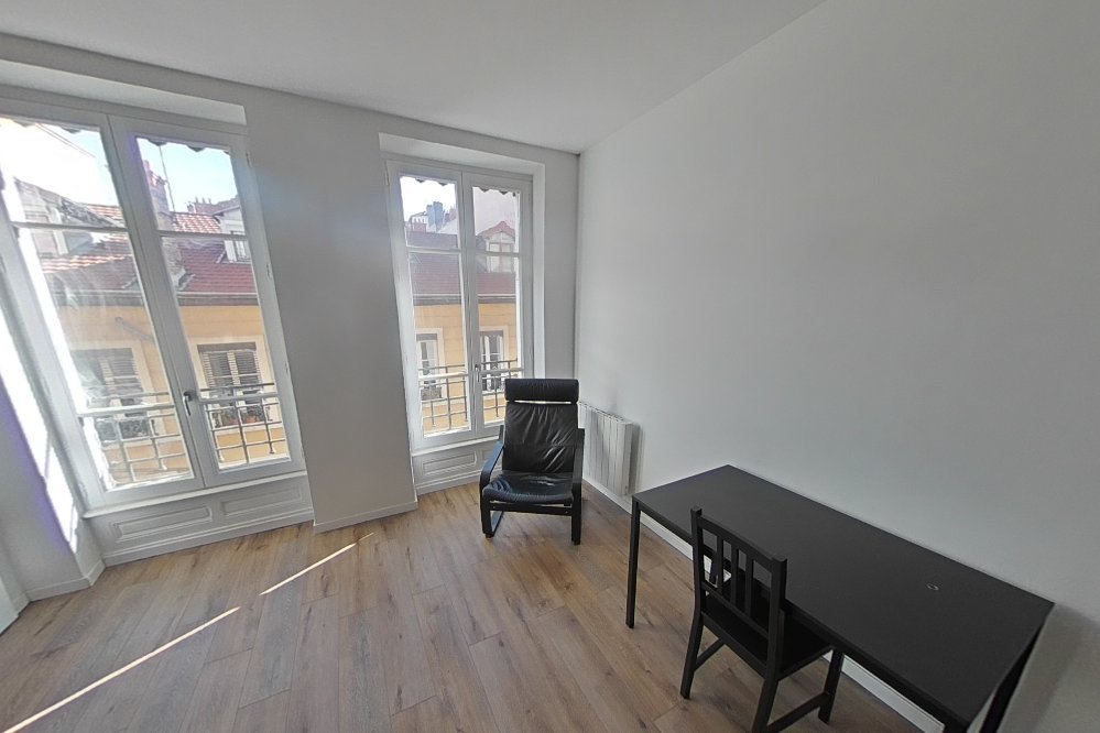 APPARTEMENT T2 A LOUER - LYON 7EME ARRONDISSEMENT Pasteur - 52.41 m2 - 902 &euro; charges comprises par mois
