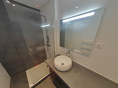 APPARTEMENT T2 A LOUER - LYON 7EME ARRONDISSEMENT Pasteur - 52.41 m2 - 902 &euro; charges comprises par mois