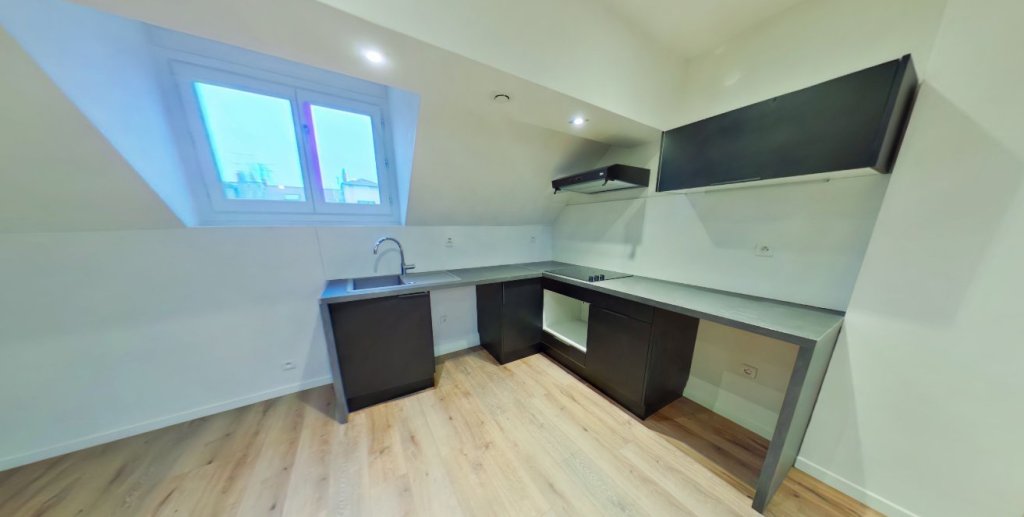 APPARTEMENT T2 A LOUER - LYON 7EME ARRONDISSEMENT Pasteur - 33.84 m2 - 820 &euro; charges comprises par mois