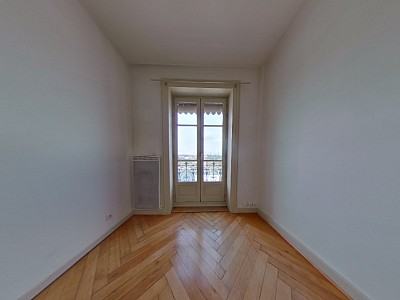 APPARTEMENT T2 A LOUER - LYON 7EME ARRONDISSEMENT Universites - 64.04 m2 - 871,29 &euro; charges comprises par mois