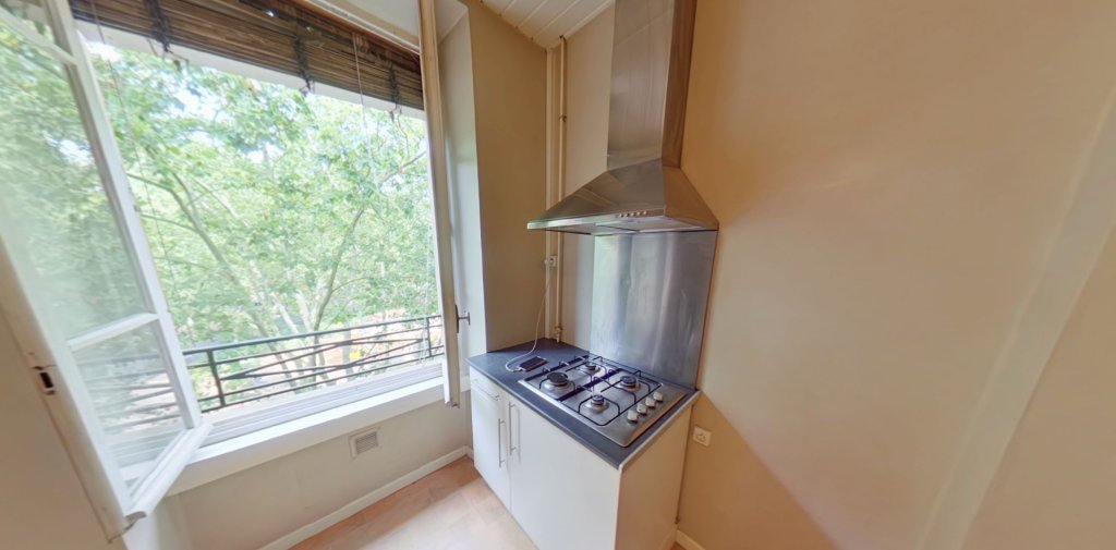 APPARTEMENT T2 A LOUER - LYON 7EME ARRONDISSEMENT Victor Bach - 53.19 m2 - 764 &euro; charges comprises par mois