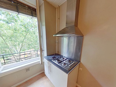 APPARTEMENT T2 A LOUER - LYON 7EME ARRONDISSEMENT Victor Bach - 53.19 m2 - 764 € charges comprises par mois