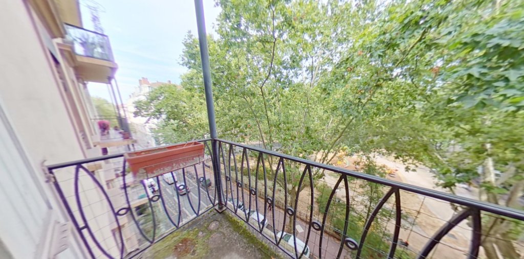 APPARTEMENT T2 A LOUER - LYON 7EME ARRONDISSEMENT Victor Bach - 53.19 m2 - 764 &euro; charges comprises par mois