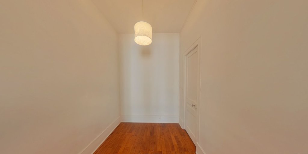 APPARTEMENT T2 A LOUER - LYON 7EME ARRONDISSEMENT Pasteur - 64.09 m2 - 915 &euro; charges comprises par mois
