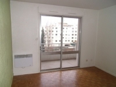 APPARTEMENT T2 A LOUER - LYON 7EME ARRONDISSEMENT - 41.5 m2 - 688,25 € charges comprises par mois