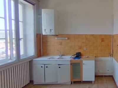 APPARTEMENT T2 A LOUER - LYON 7EME ARRONDISSEMENT - 44,8 m2 - 602 € charges comprises par mois