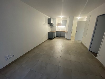 APPARTEMENT T2 A LOUER - LYON 8EME ARRONDISSEMENT Pinel Santy - 44.44 m2 - 740€ charges comprises par mois