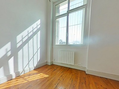 APPARTEMENT T2 A LOUER - LYON 8EME ARRONDISSEMENT Montplaisir Sud - 35.6 m2 - 580�&euro; charges comprises par mois