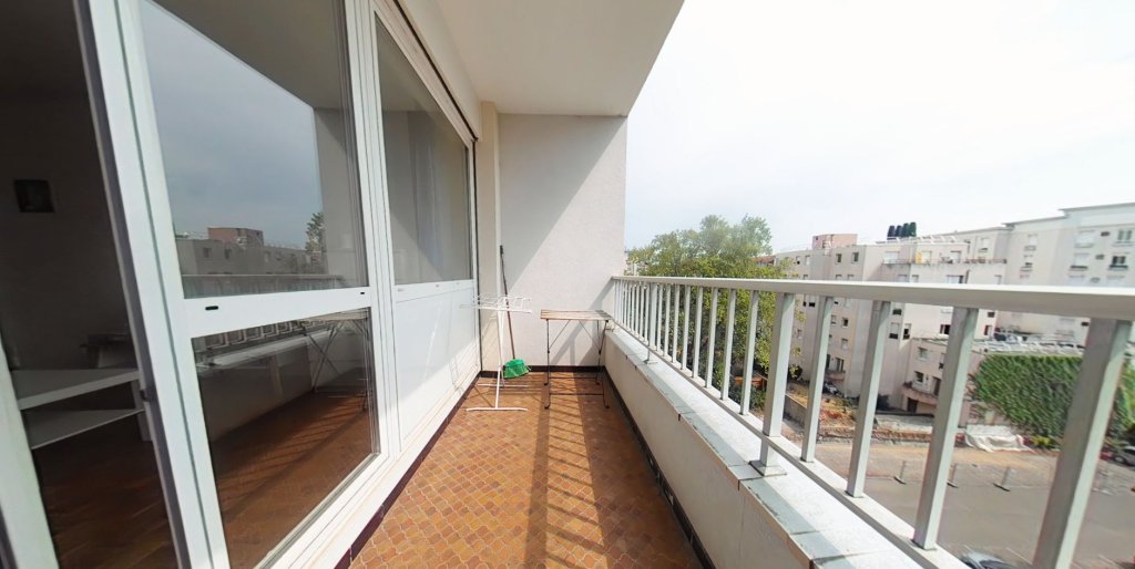 APPARTEMENT T2 A LOUER - LYON 8EME ARRONDISSEMENT Colbert - 52.35 m2 - 970 &euro; charges comprises par mois
