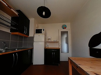 APPARTEMENT T2 A LOUER - LYON 8EME ARRONDISSEMENT Colbert - 52.35 m2 - 970 € charges comprises par mois