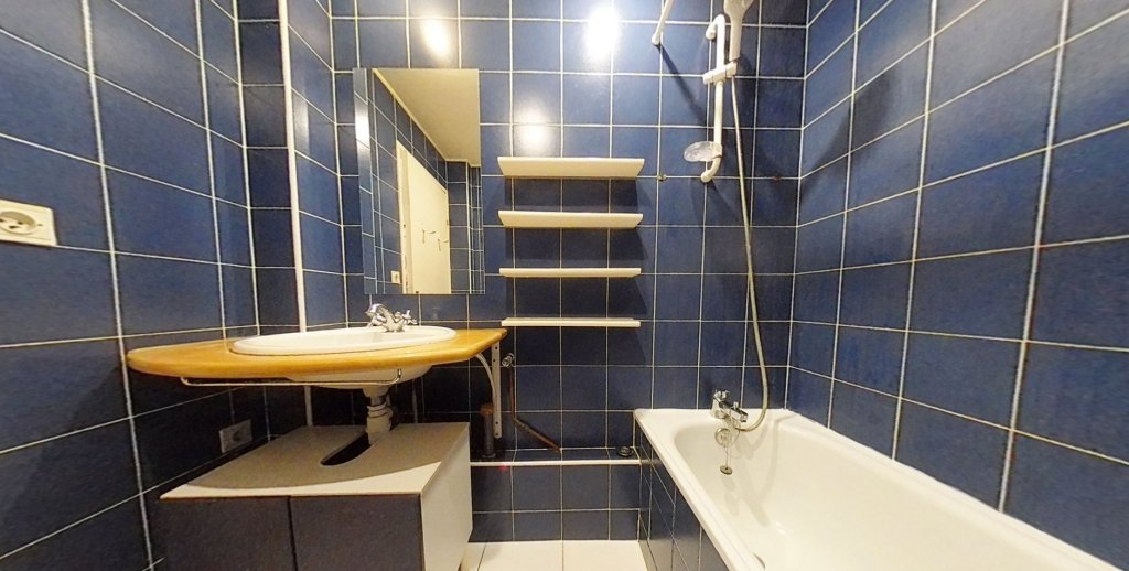 APPARTEMENT T2 A LOUER - LYON 8EME ARRONDISSEMENT Colbert - 52.35 m2 - 970 &euro; charges comprises par mois